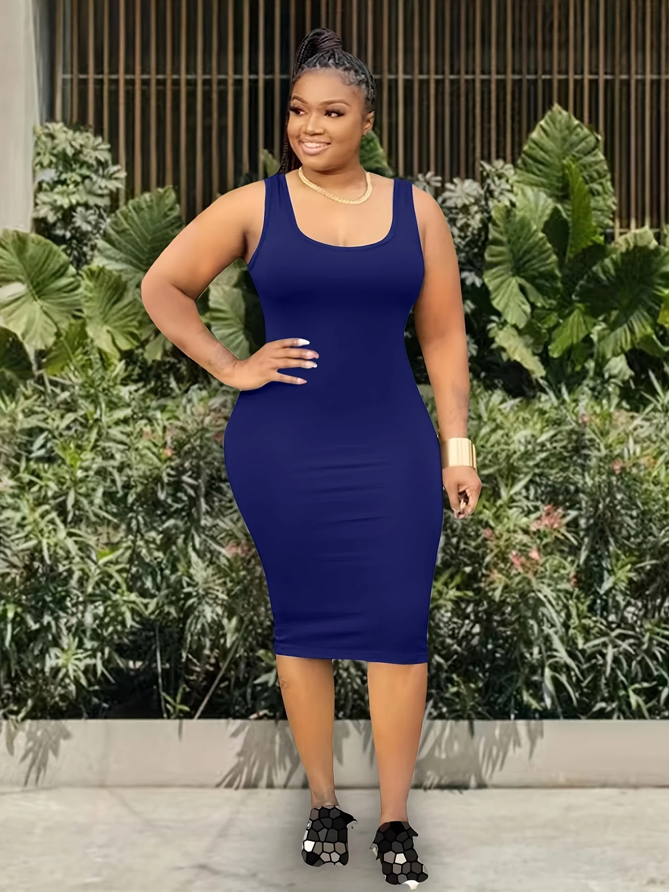 Plus Size Solid Casual Tank Dress, Women's Plus Round Neck Slight Stretch Slim Fit Tank Dress