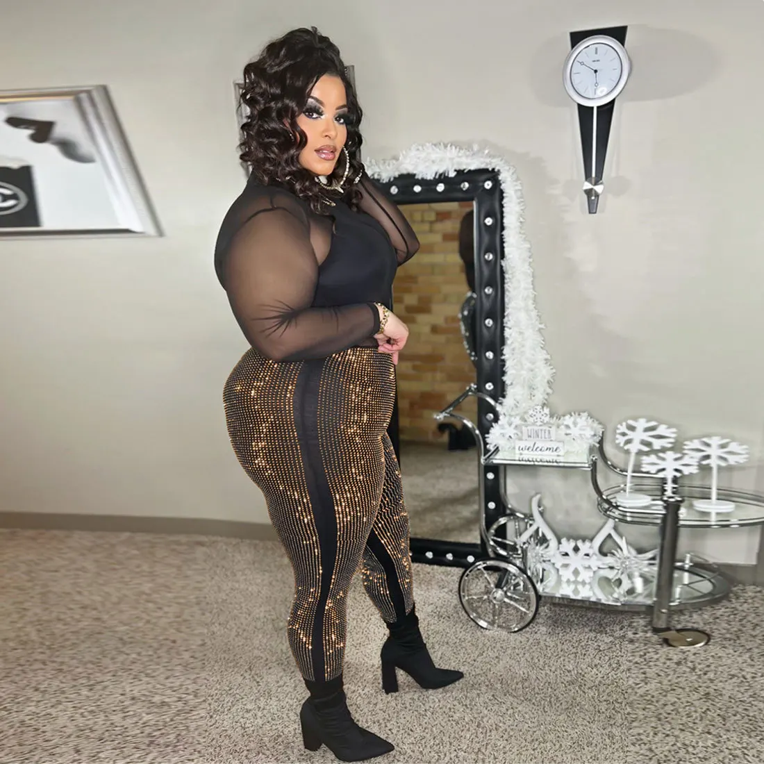 Perl Crystal Diamond Pants Plus Size Women Clothing Mid Waist Stretch Trousers Club Sexy Capris Special Occasion Party Wear