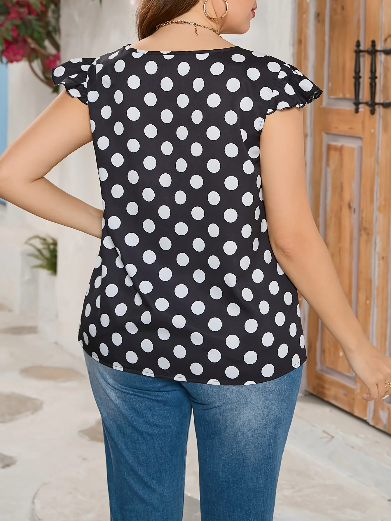 Plus Size Women's Polka Dot Printed T-shirt Lotus Sleeve V-Neck Casual Home Out of the Base Shirt Elegant Fashion breathable