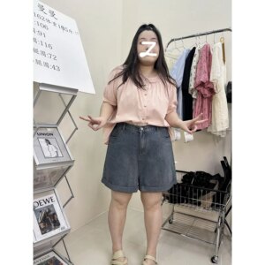 Plus size, high waist, summer wide leg design, jeans with a chubby mm loose fit, slimming effect, fashionable shorts 3403
