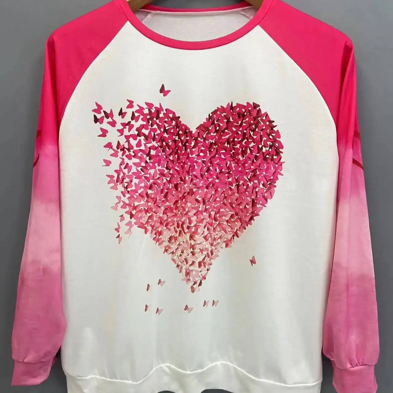 Plus Size Butterfly Print Sports-Shirt Casual Long Sleeve Round Neck Pullover Women's Plus Size Clothing